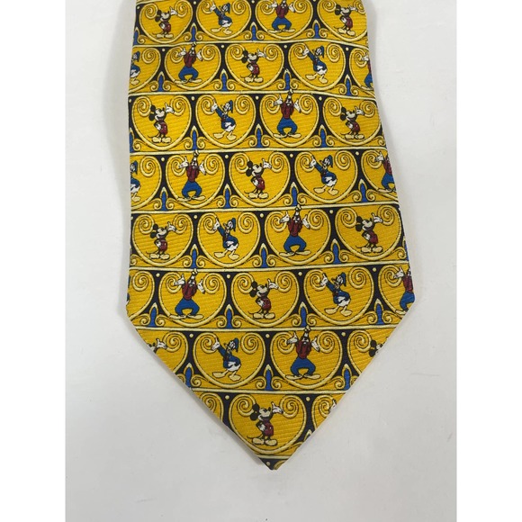 The Disney Store Mickey & Friends Men's Tie - Picture 4 of 7